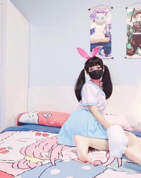 亚洲成人三级在线观看_720免费在线观看